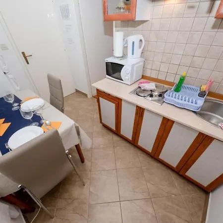 Scerbe Gordana & Miljenko Rab - With Terrace 4 Lejlighed