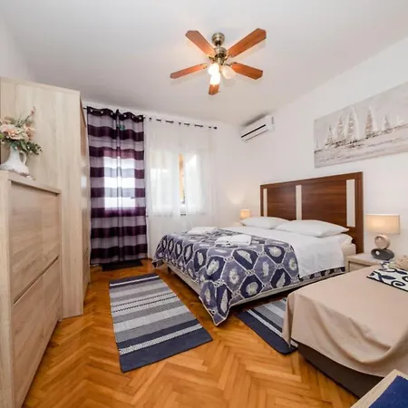 Scerbe Gordana & Miljenko Rab - With Terrace 4 아파트