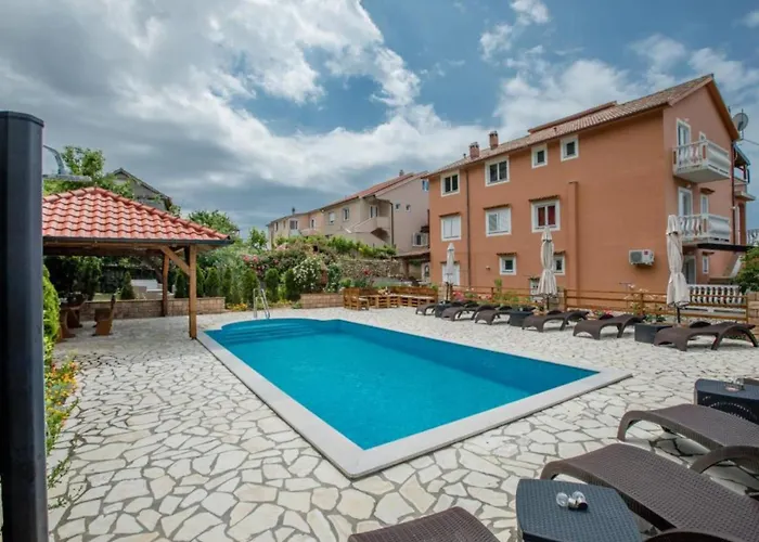 Apartament Scerbe Gordana & Miljenko Rab - With Terrace 4 *